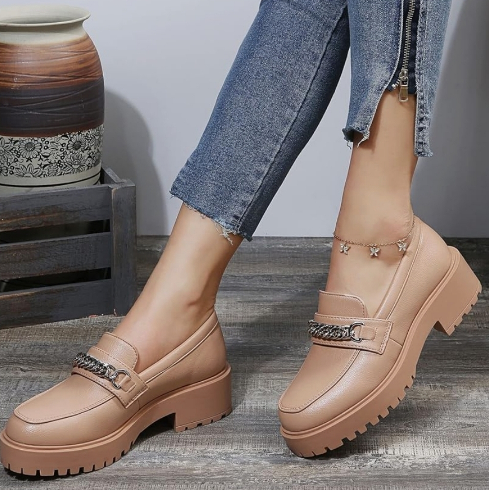 YETIER Loafers shoes.